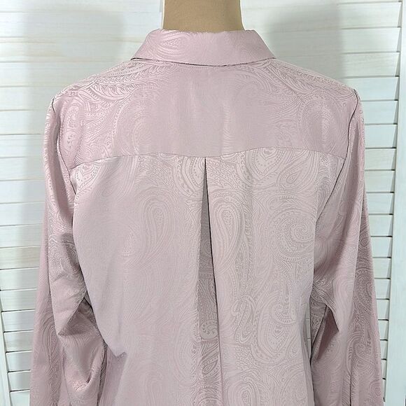 Chico’s Shirt Tunic Size 1 (8) Pink Long Sleeve Silky Paisley - Picture 9 of 13